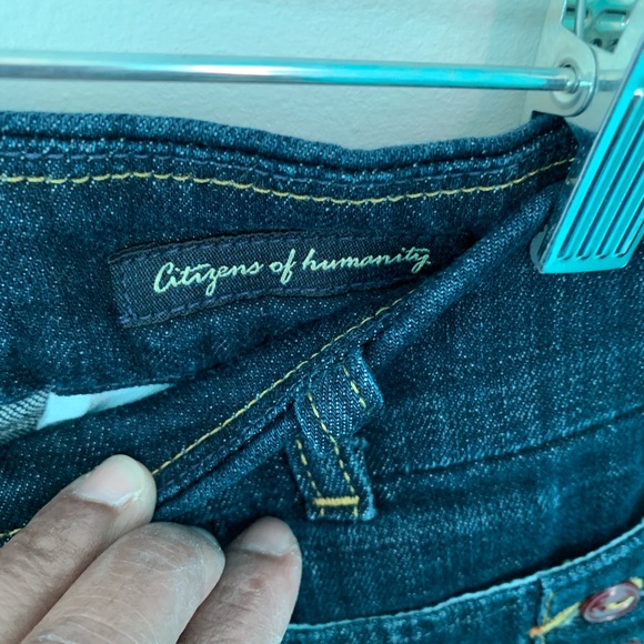 Citizens of Humanity Women’s Cadet Stretch Shorts - Picture 3 of 8